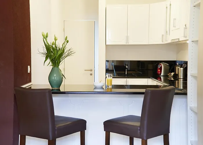 Residence Apartments By Hotel Du Commerce